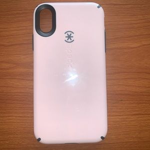 brand new iPhone Xr Speck case